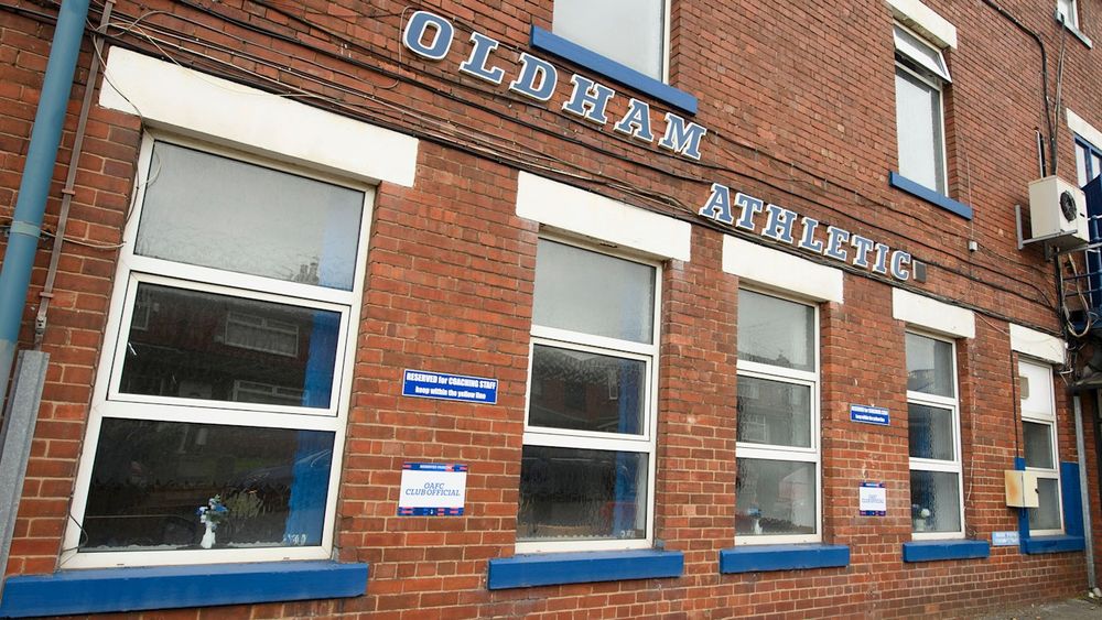 AWAY FAN GUIDE OLDHAM ATHLETIC Southend United Football Club