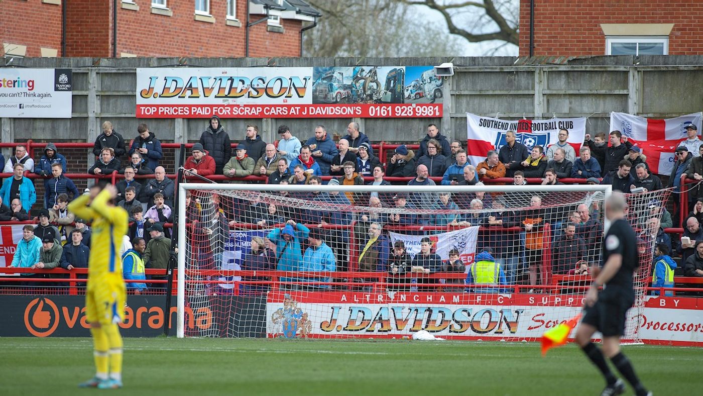 Southend United v Altrincham - 03/12/22